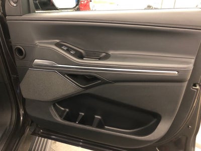 2025 Lincoln Navigator Reserve 202A/JET APPEARANCE PACKAGE