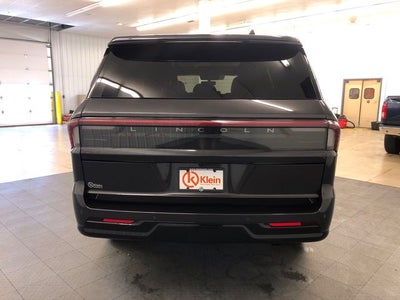 2025 Lincoln Navigator Reserve 202A/JET APPEARANCE PACKAGE