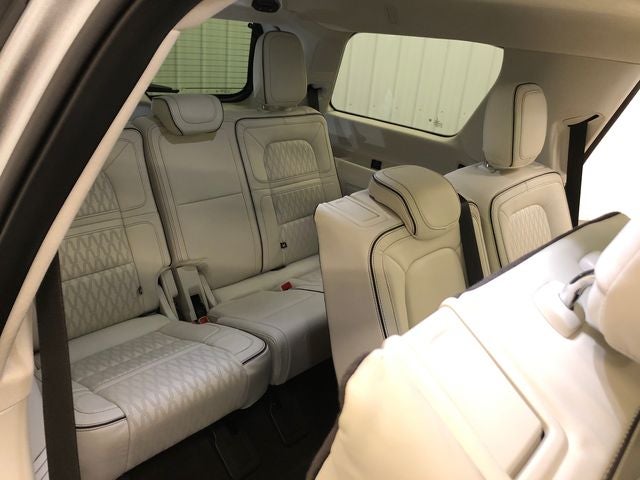 2022 Lincoln Navigator Black Label