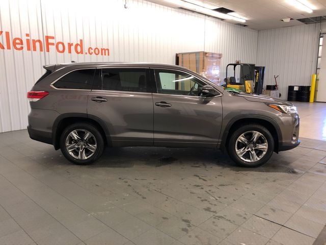 2019 Toyota Highlander Limited Platinum