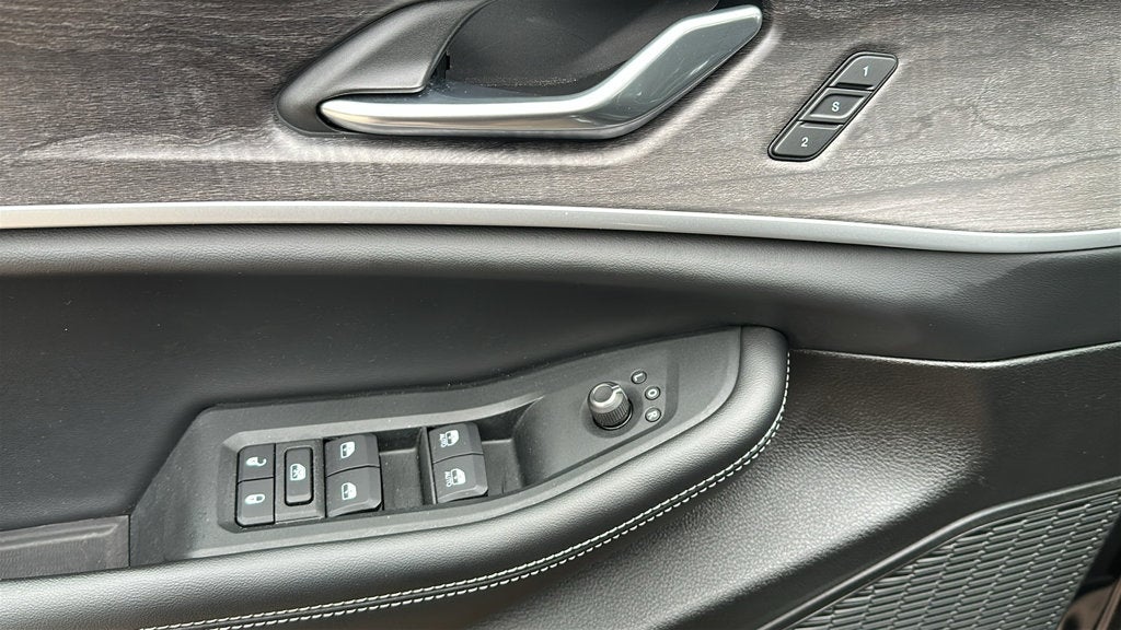 2025 Jeep Grand Cherokee L Limited 4x4