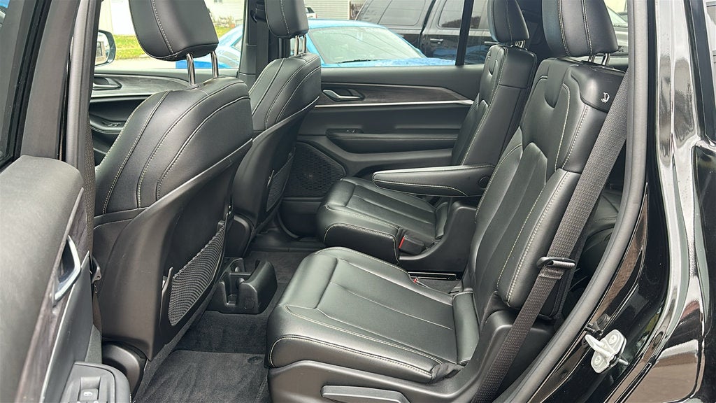 2025 Jeep Grand Cherokee L Limited 4x4