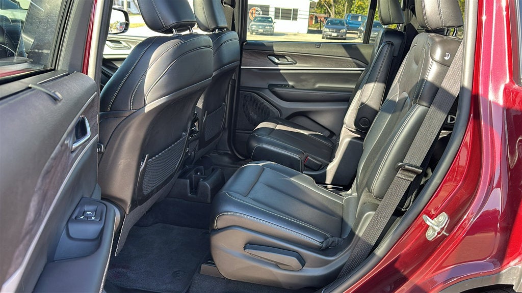 2025 Jeep Grand Cherokee L Limited 4x4