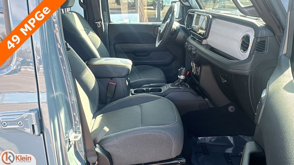 2025 Jeep Wrangler 4xe Sahara 4xe