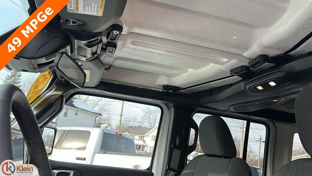 2025 Jeep Wrangler Sahara 4xe