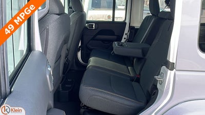 2025 Jeep Wrangler Sahara 4xe