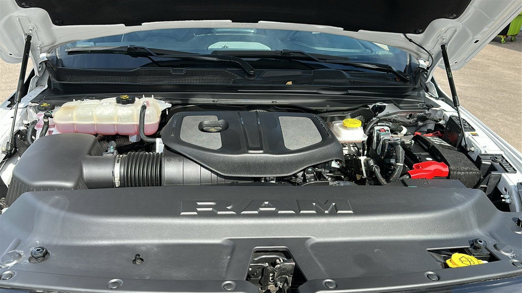 2026 RAM 1500 Laramie NIGHT EDITION/ LEVEL 2