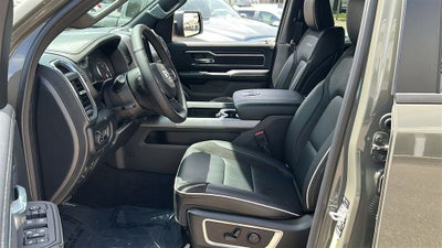 2026 RAM 1500 Laramie Crew Cab 4x4 5'7' Box