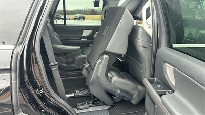 2025 Ford Expedition Active 202A/Panoramic Roof