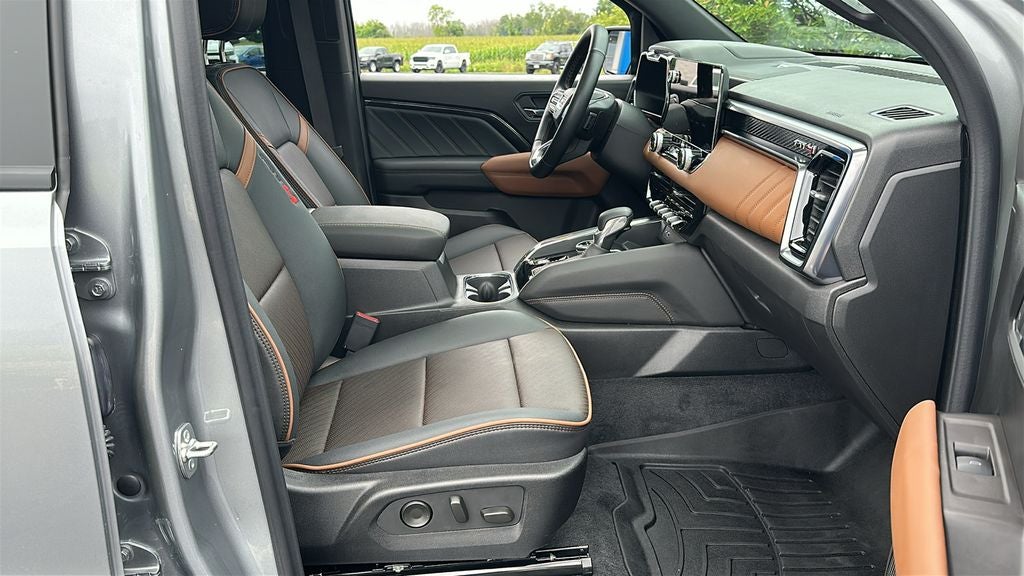 2026 GMC Canyon AT4, 4WD