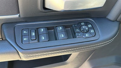 2025 RAM 2500 Big Horn Crew Cab 4x4 6'4' Box